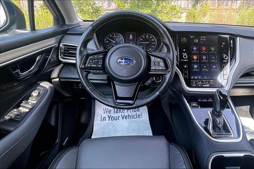 Crystal Black Silica 2024 Subaru Outback Onyx Edition