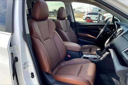 Crystal White Pearl 2025 Subaru Ascent Touring 7-Passenger
