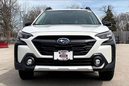 Crystal White Pearl 2025 Subaru Outback Limited