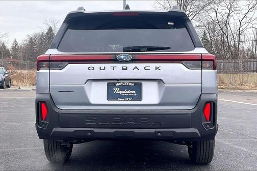 Ice Silver Metallic 2026 Subaru Outback Premium