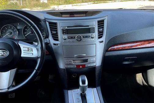 2011 Subaru Outback 2.5 i Limited