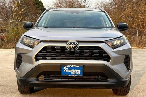 2020 Toyota RAV4 LE