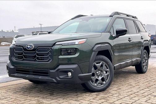 Deep Emerald Green Pearl 2026 Subaru Outback Premium