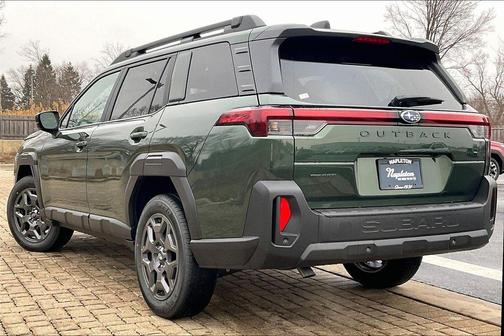 Deep Emerald Green Pearl 2026 Subaru Outback Premium