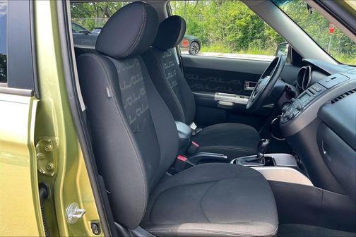 Alien 2012 Kia Soul +