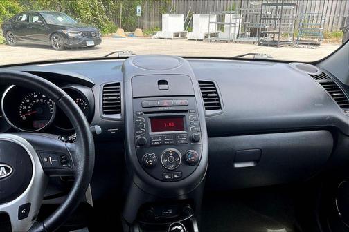 Alien 2012 Kia Soul +