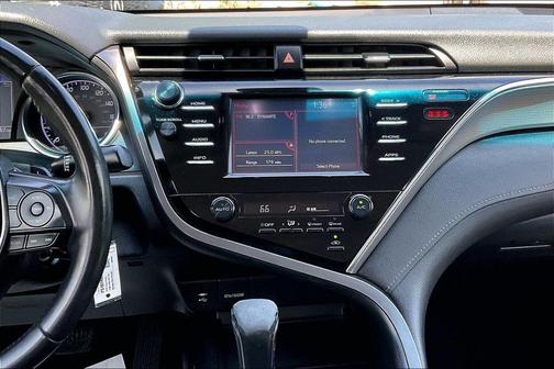 Midnight Black Metallic 2018 Toyota Camry SE
