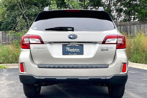 Tungsten Metallic 2016 Subaru Outback 2.5i Limited