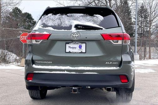 2019 Toyota Highlander SE
