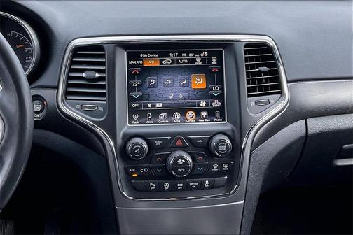 2017 Jeep Grand Cherokee Altitude