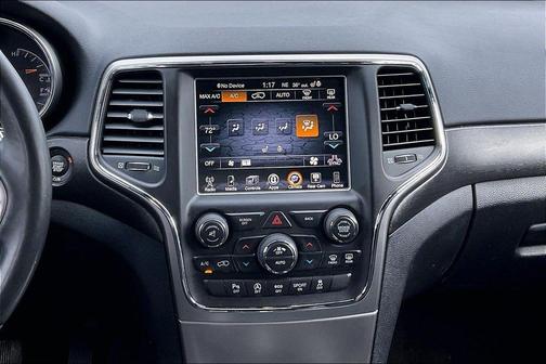 2017 Jeep Grand Cherokee Altitude