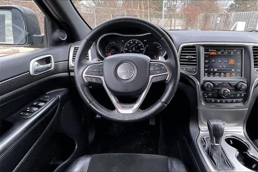 2017 Jeep Grand Cherokee Altitude