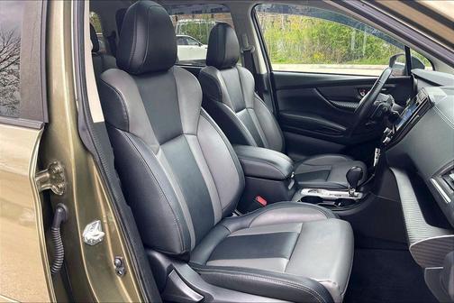 Autumn Green Metallic 2022 Subaru Ascent Onyx Edition 7-Passenger