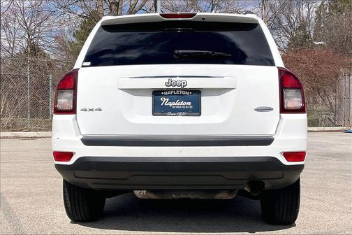 Bright White Clearcoat 2016 Jeep Compass Latitude