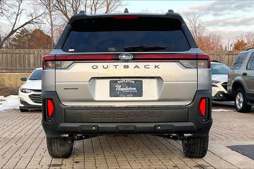 Ice Silver Metallic 2026 Subaru Outback Touring XT