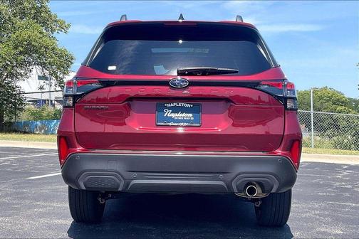 Crimson Red Pearl 2025 Subaru Forester Limited