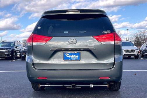 2013 Toyota Sienna LE