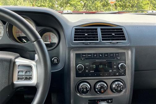 2014 Dodge Challenger R/T