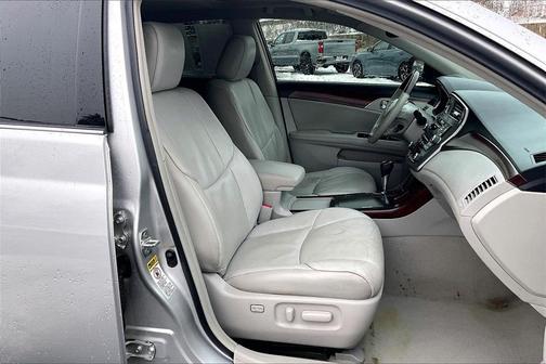 2011 Toyota Avalon Base