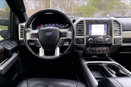 Shadow Black 2017 Ford F-350 Platinum