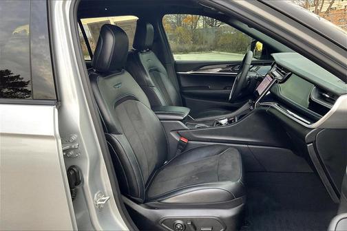 2024 Jeep Grand Cherokee 4xe Trailhawk Carb State Pkg