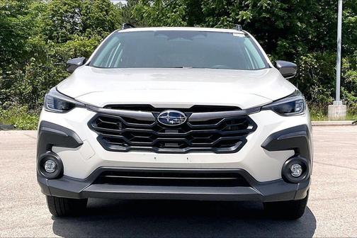 Crystal White Pearl 2024 Subaru Crosstrek Limited
