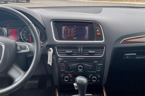 2010 Audi Q5 3.2 Premium quattro