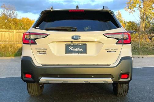 2025 Subaru Outback Touring