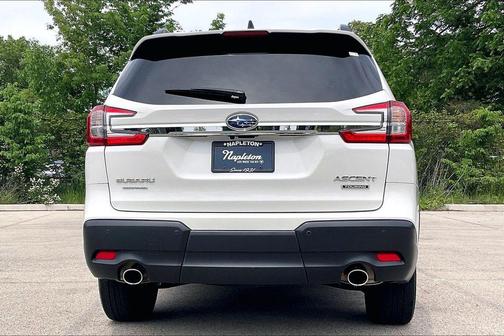 Crystal White Pearl 2024 Subaru Ascent Touring 7-Passenger