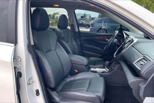 Crystal White Pearl 2024 Subaru Ascent Touring 7-Passenger