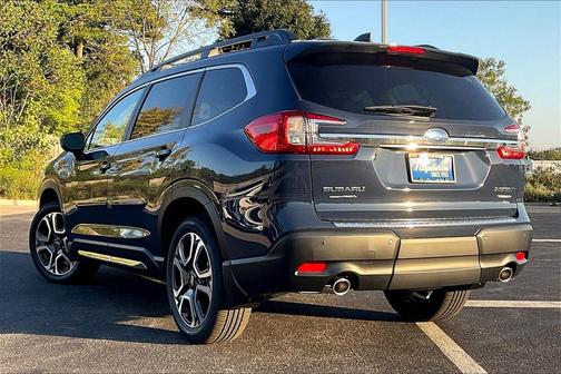 2025 Subaru Ascent Limited 8-Passenger
