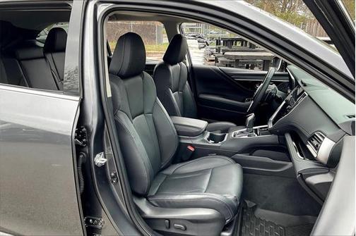 2024 Subaru Outback Touring XT