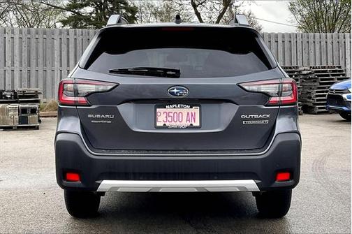 2024 Subaru Outback Touring XT
