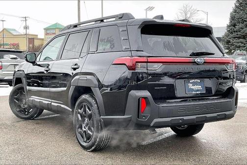 Crystal Black Silica 2026 Subaru Outback Limited