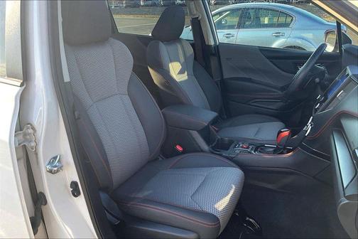 Crystal White Pearl 2024 Subaru Forester Sport