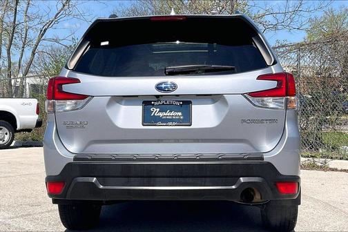 Ice Silver Metallic 2021 Subaru Forester Premium