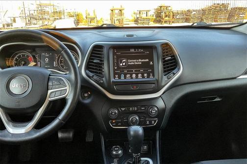 2018 Jeep Cherokee Latitude Plus