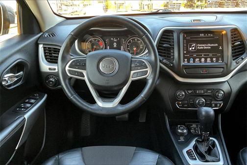2018 Jeep Cherokee Latitude Plus