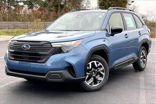 2025 Subaru Forester Base