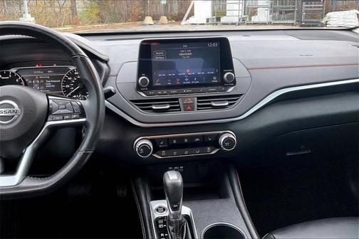 2021 Nissan Altima SR FWD