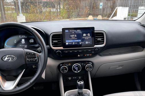 2023 Hyundai VENUE SEL