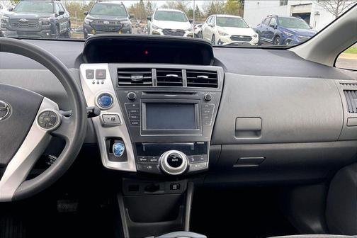 2014 Toyota Prius v Two