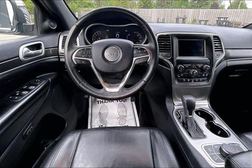 Diamond Black Crystal Pearlcoat 2018 Jeep Grand Cherokee Limited