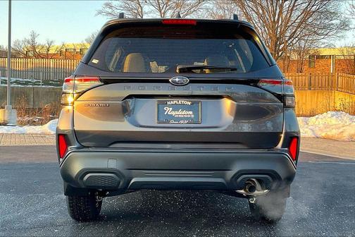 Magnetite Gray Metallic 2026 Subaru Forester Base