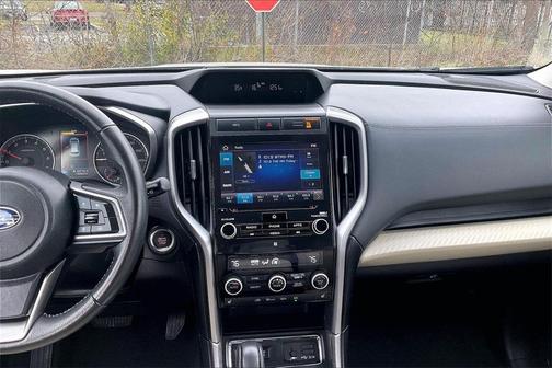 2022 Subaru Ascent Premium 8-Passenger