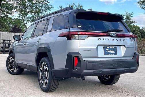 Ice Silver Metallic 2026 Subaru Outback Touring