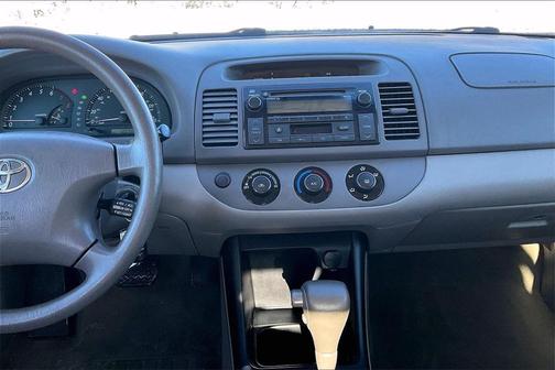 2002 Toyota Camry LE