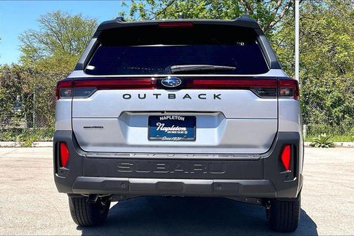 Ice Silver Metallic 2026 Subaru Outback Premium