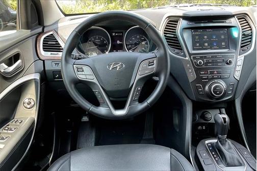 2019 Hyundai Santa Fe XL SE