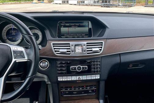 Obsidian Black Metallic 2014 Mercedes-Benz E-Class 4MATIC